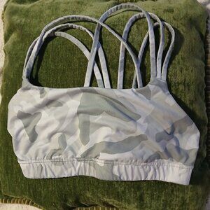 Women's GapFit Low Impact Camo Print Sports Bra SZ XS